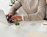 Put online blogging at the top of your running club ideas list to improve outreach.